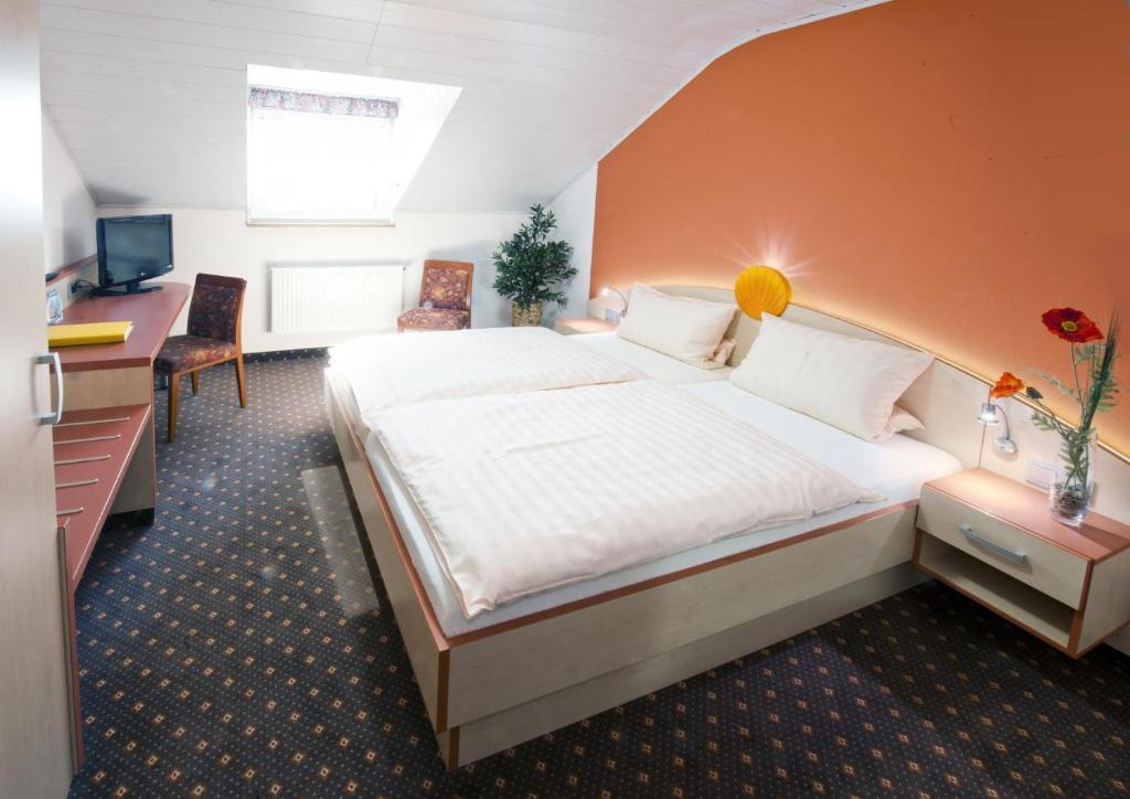 Hotel Sonnental Neusorg الغرفة الصورة