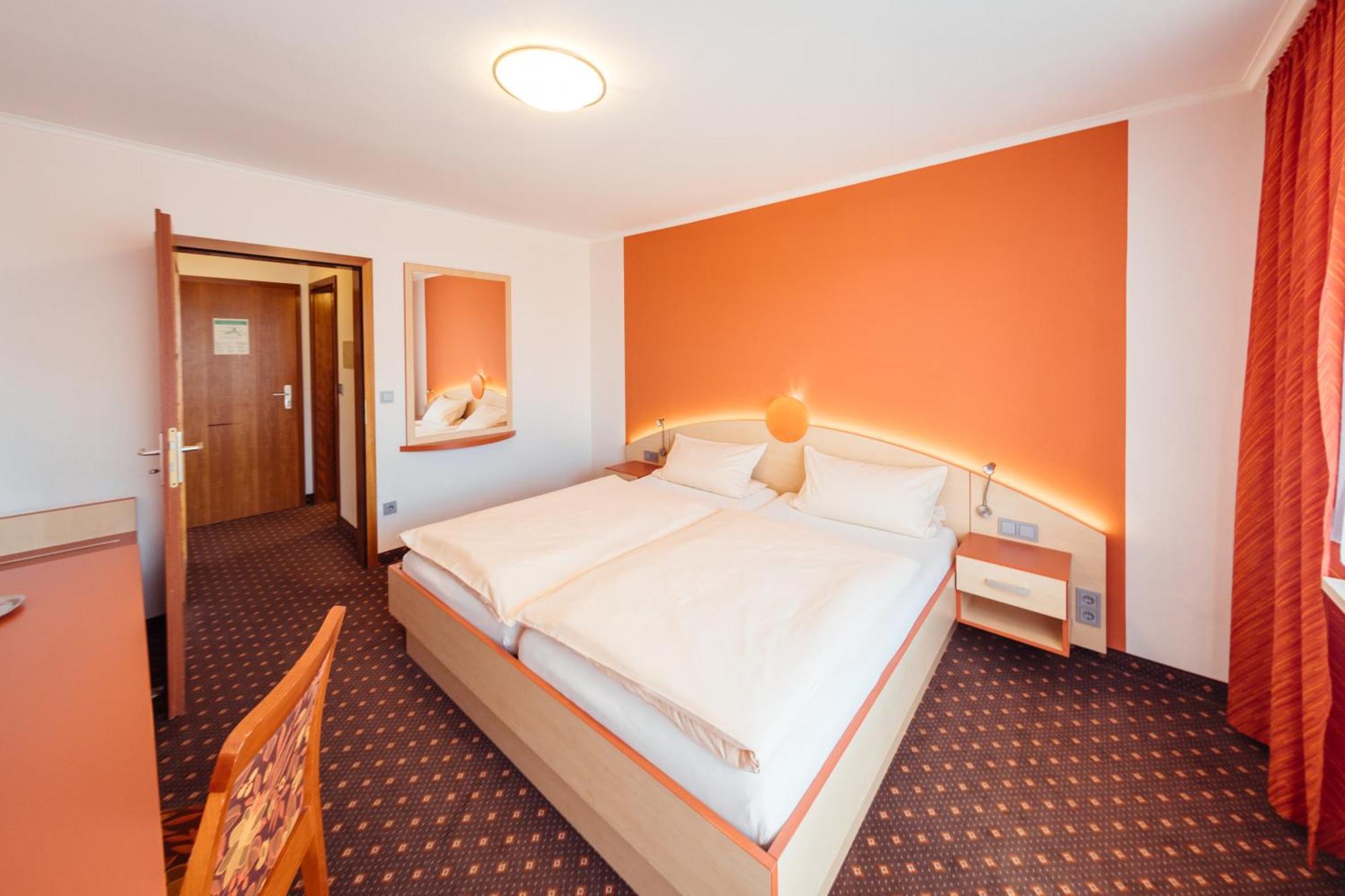 Hotel Sonnental Neusorg المظهر الخارجي الصورة